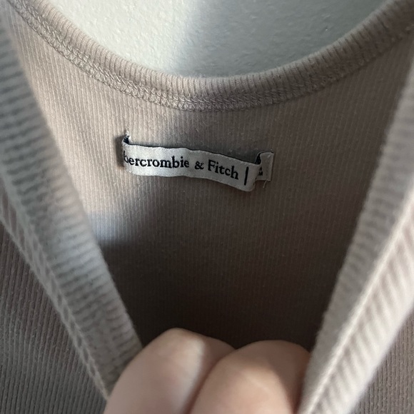 Cream/Taupe Tank - Abercrombie and Fitch - Picture 2 of 3